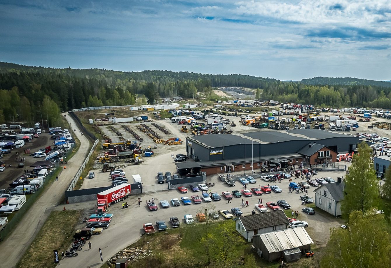 Rackstad Bil & Delar — flygfoto över anläggningen